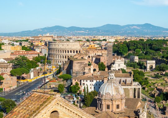 イタリアのラグジュアリーレジデンス市場は、世界の動向に勝る:ミラノとローマは経済的な不確実性にどう取り組んでいますか?