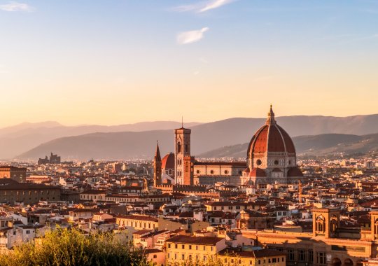 2026年のイタリアの土地取引市場:売買数、物価、投資の拡大