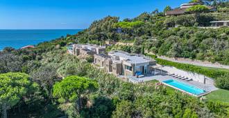 現代的なヴィラ、プンタ・アラでのプール付きレンタル