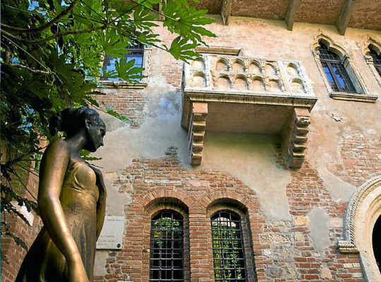 イタリア、ヴェローナのジュリエットのバルコニー